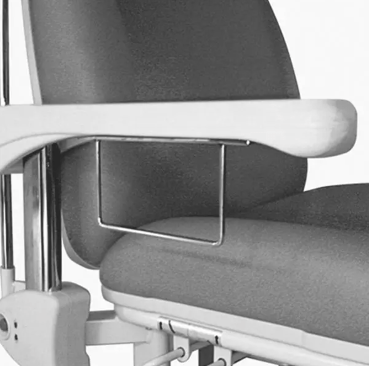 Givas S.r.l.Urinbeutel - Halter zur seitlichen Montage - Zubehör für Comfort RuhesesselDocMed GmbH