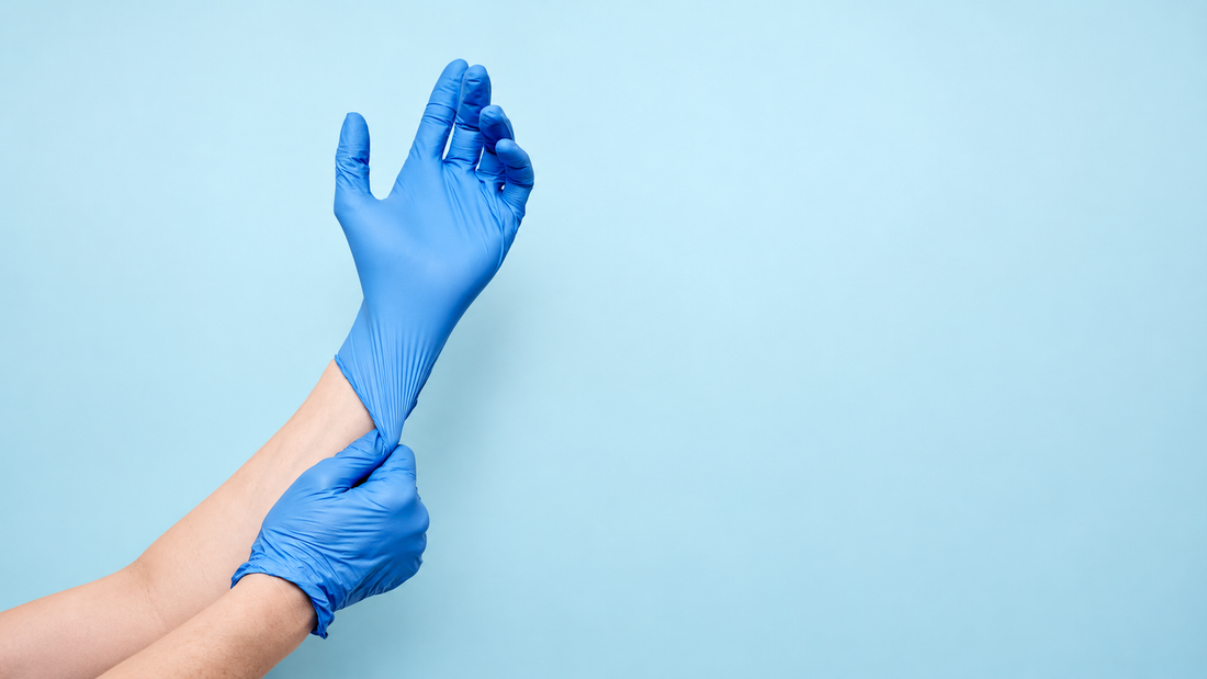 Nitril vs. Latex vs. Vinyl? Welcher Handschuh ist der richtige?