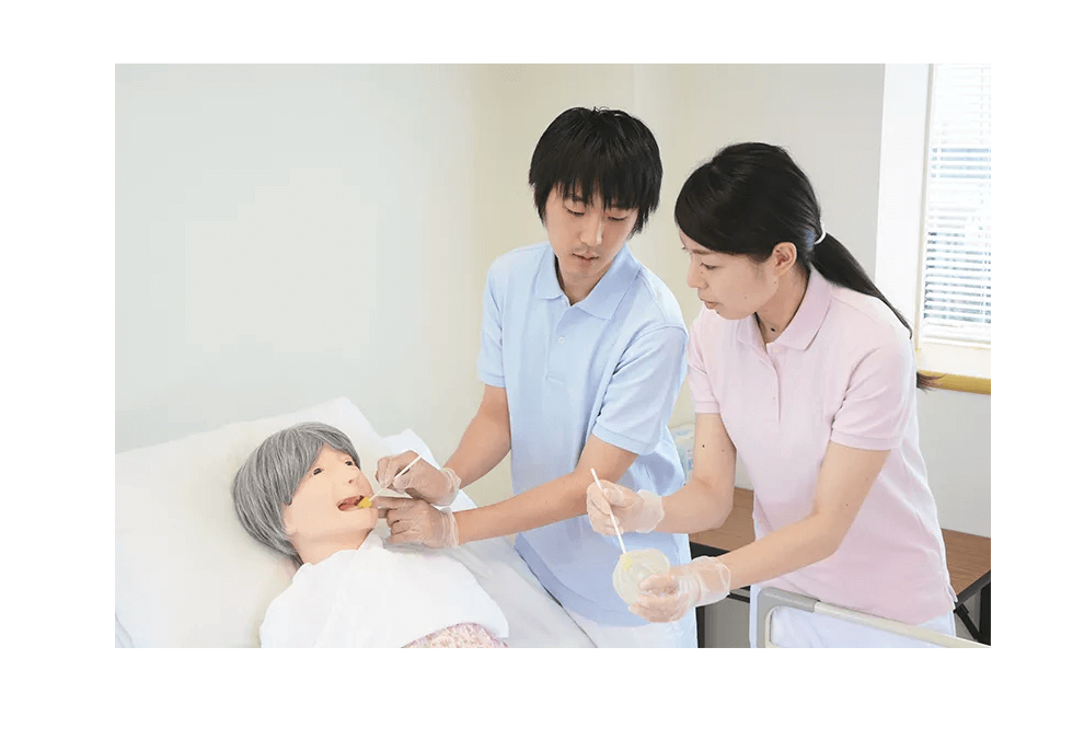 Krankenpflegepuppe Keiko - Erler - Zimmer