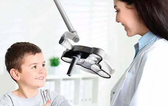 Derungs Medical GmbHBehandlungsleuchte TRIANGO 80 - 1WDocMed GmbH