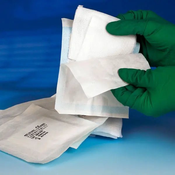 MaiMedMullkompressen steril Maimed, 8-fach gewebt, PeelpackDocMed GmbH